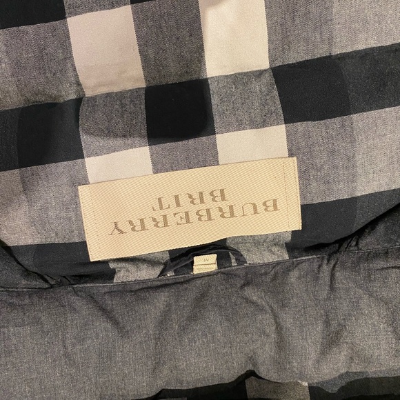 Burberry Brit vest medium like new - Picture 3 of 4
